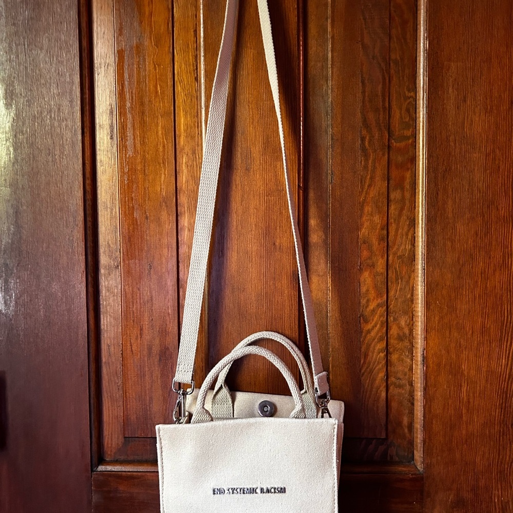 Brandon Blackwood Tan Canvas Tote - Picture 3 of 12